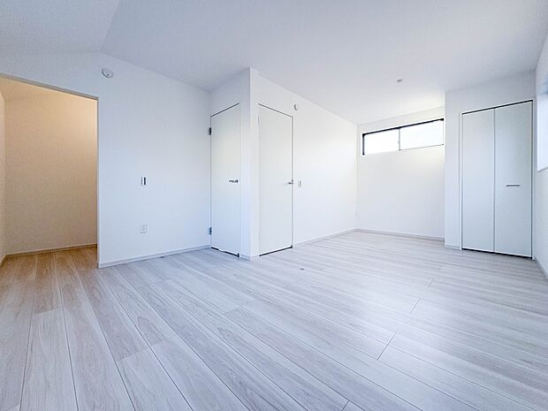 【寝室11帖】充実した生活は伸びやかな居室空間から始まります。快適に・伸びやかに。心の潤いを求める方々へ。