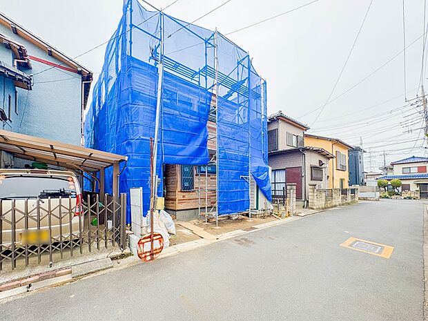 【前面道路】車の通行が少ないので、静かな住環境を維持することができます。