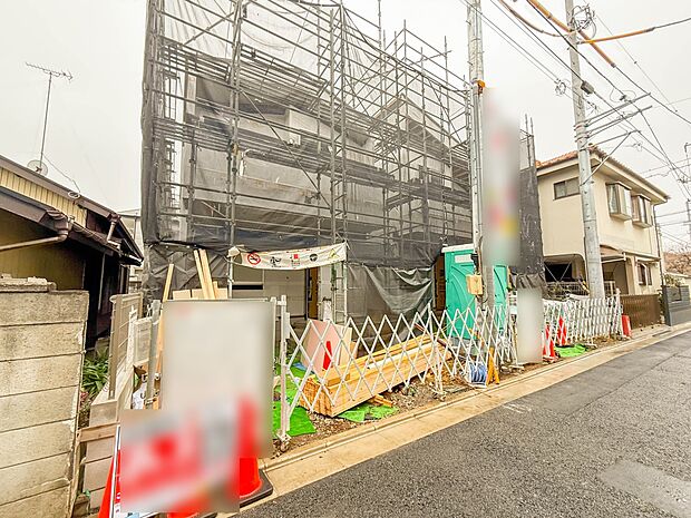 1号棟【外観】こちらの物件が少しでも気になるようでしたら、お気軽にお問合せください。人生でいちばん大きなお買い物ですので、ゆっくりご見学ください。ネット上の画像と実際の見学では、リアル感がま…