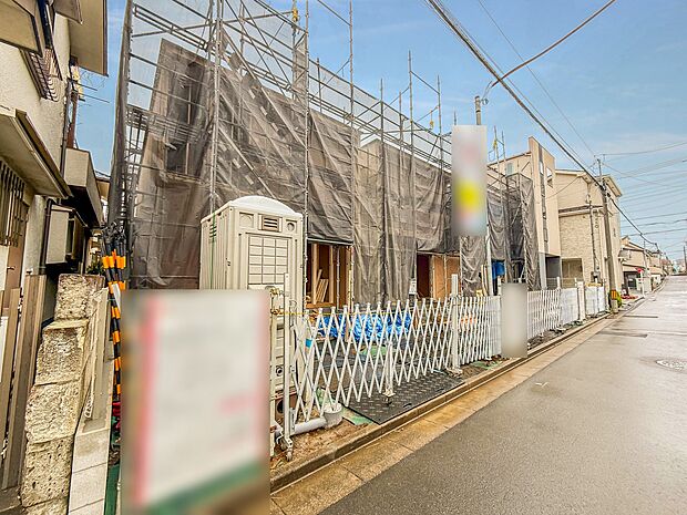 1号棟【外観】こちらの物件が少しでも気になるようでしたら、お気軽にお問合せください。人生でいちばん大きなお買い物ですので、ゆっくりご見学ください。ネット上の画像と実際の見学では、リアル感がま…