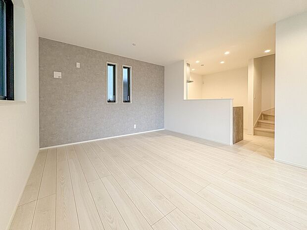 2号棟【LDK16.86帖】忙しい朝でも家族揃って食事をしたいゆとりあるダイニングスペース。