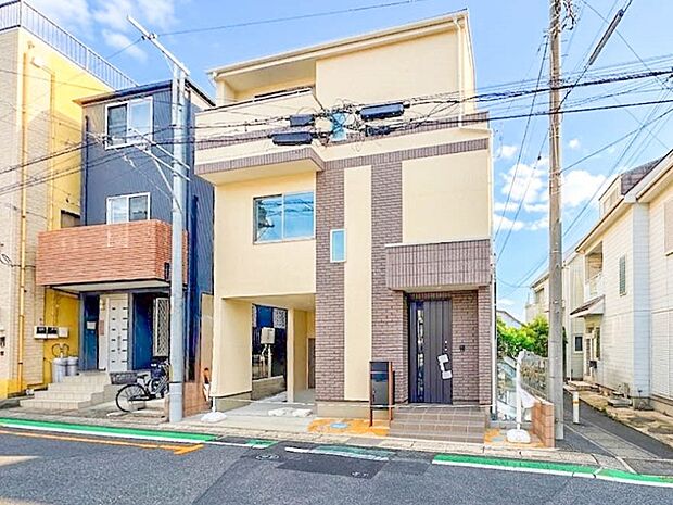 【外観】こちらの物件が少しでも気になるようでしたら、お気軽にお問合せください。人生でいちばん大きなお買い物ですので、ゆっくりご見学ください。ネット上の画像と実際の見学では、リアル感がまるで違…