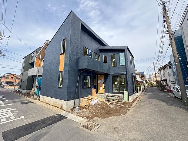 【外観-4号棟-】JR埼京線・武蔵野線の2路線利用可能な『武蔵浦和』駅徒歩14分の好立地。 デザイン性の高い、全4棟となっております。