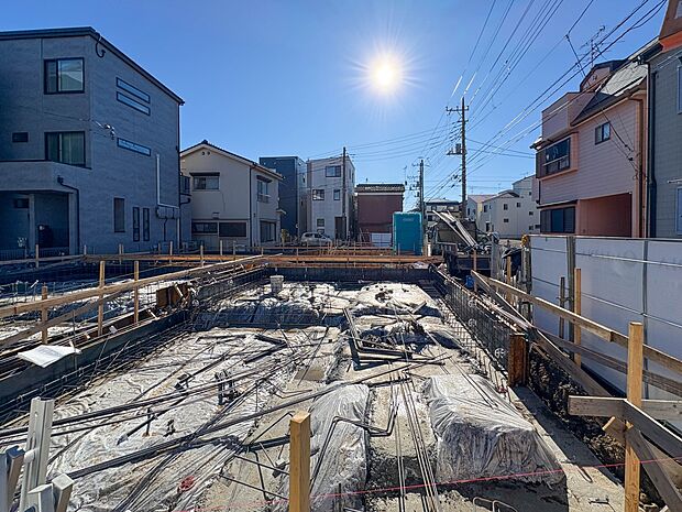 【外観-1号棟-】JR埼京線・武蔵野線の2路線利用可能な『武蔵浦和』駅徒歩14分の好立地。 デザイン性の高い、全4棟となっております。