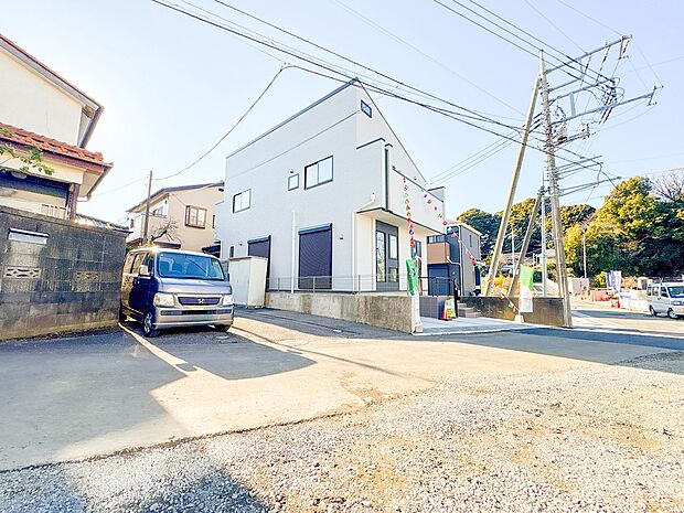 【外観】こちらの物件が少しでも気になるようでしたら、お気軽にお問合せください。人生でいちばん大きなお買い物ですので、ゆっくりご見学ください。ネット上の画像と実際の見学では、リアル感がまるで違…