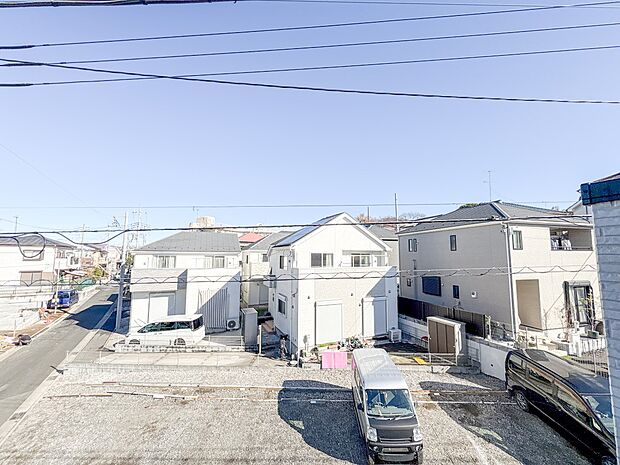 【眺望】眺望や窓からの景色が良いと、家で過ごす時間も快適です。