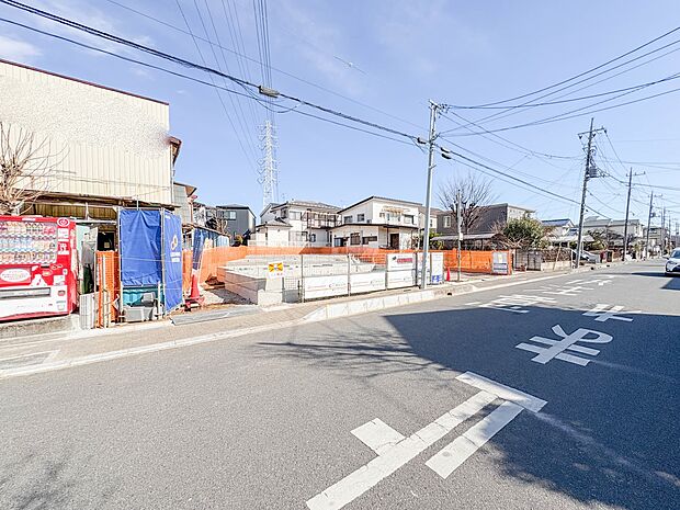 3号棟【前面道路9.6ｍ】車の通行が少ないので、静かな住環境を維持することができます。