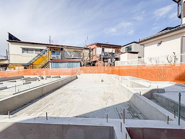 3号棟【外観】陽当りや通風性など各所に施された工夫で住みやすさを実現。部屋の大きさや周辺環境・街並など、資料には掲載していない情報が現地にはたくさんございます。是非ご確認下さい。