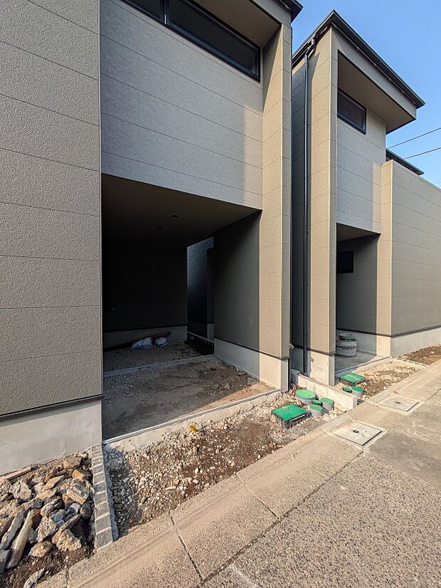 ビルトインガレージなら「野ざらし、雨ざらし、吹きさらし」になりません。汚れやいたみは減り、車の掃除もラクになります。