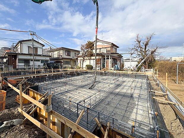 【外観】陽当りや通風性など各所に施された工夫で住みやすさを実現。部屋の大きさや周辺環境・街並など、資料には掲載していない情報が現地にはたくさんございます。是非ご確認下さい。