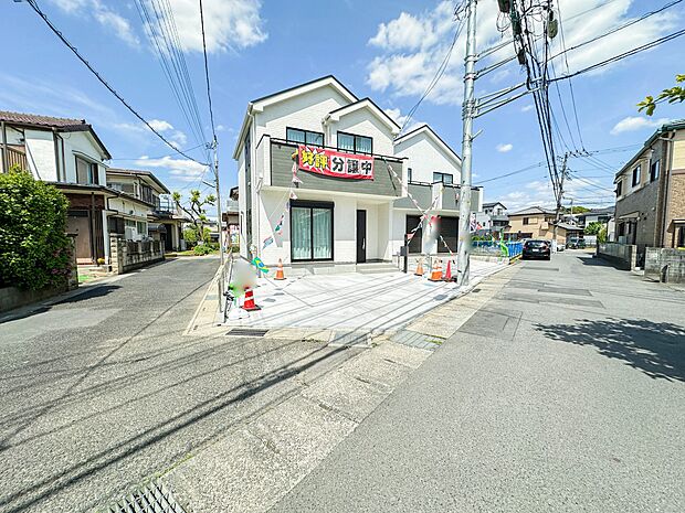 【前面道路】車の通行が少ないので、静かな住環境を維持することができます。