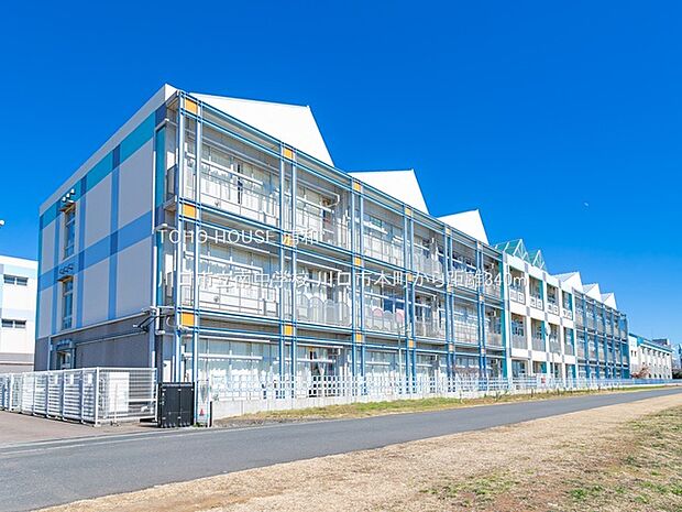 川口市立南中学校(心が大切。心があって身体ができあがる。心と身体ができて智性が磨かれる。それが私達の教育目標。心身智。勉学を通じて、運動を通じて、生活を通じて育む。まなざしがまっすぐの私達の…