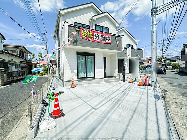 【ひとつ先の住み心地】家族の温かさと陽光の暖かさ、楽しい毎日と明るい未来を予感させる「空間が織り成すひとつ先の住み心地」を演出します。