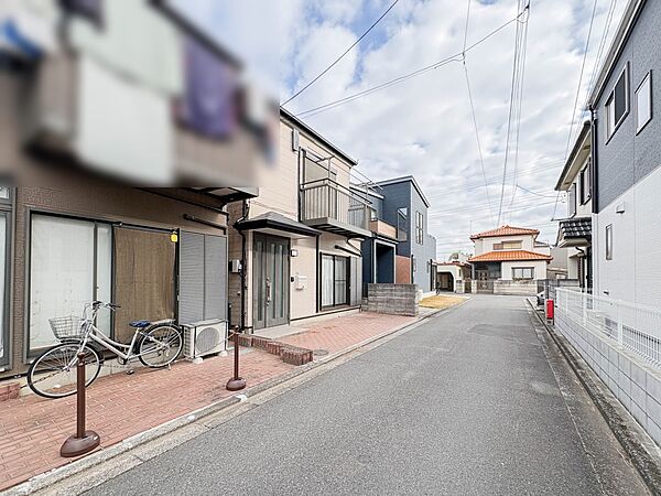 【外観】こちらの物件が少しでも気になるようでしたら、お気軽にお問合せください。人生でいちばん大きなお買い物ですので、ゆっくりご見学ください。ネット上の画像と実際の見学では、リアル感がまるで違…