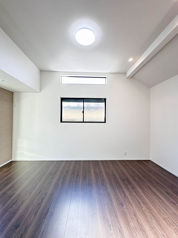 充実した生活は伸びやかな居室空間から始まります。快適に・伸びやかに。心の潤いを求める方々へ。