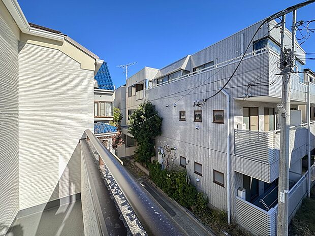 【眺望】眺望や窓からの景色が良いと、家で過ごす時間も快適です。