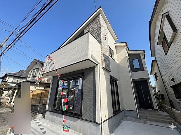 【現地外観】こちらの物件に少しでもご興味がありましたら、お気軽にお電話下さい。ネット上で「見えない物」「わからない事」でも、実際にご見学いただくことで、手に取るようにおわかりいただけるはずで…