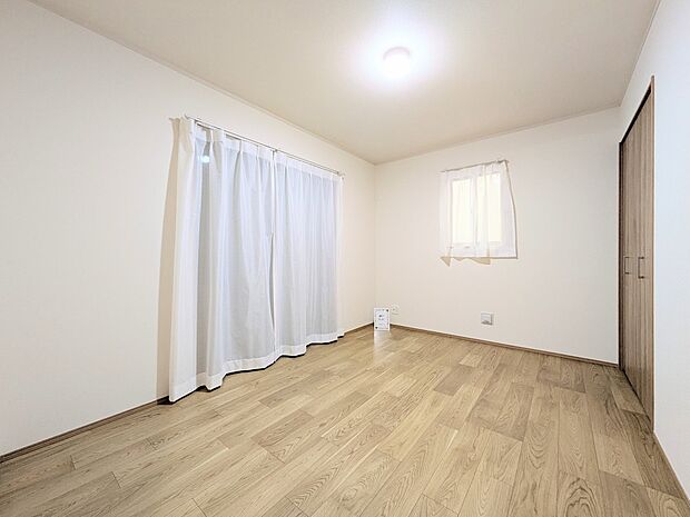 充実した生活は伸びやかな居室空間から始まります。快適に・伸びやかに。心の潤いを求める方々へ。