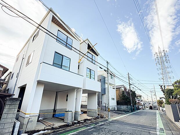 【前面道路6.3ｍ】車の通行が少ないので、静かな住環境を維持することができます。