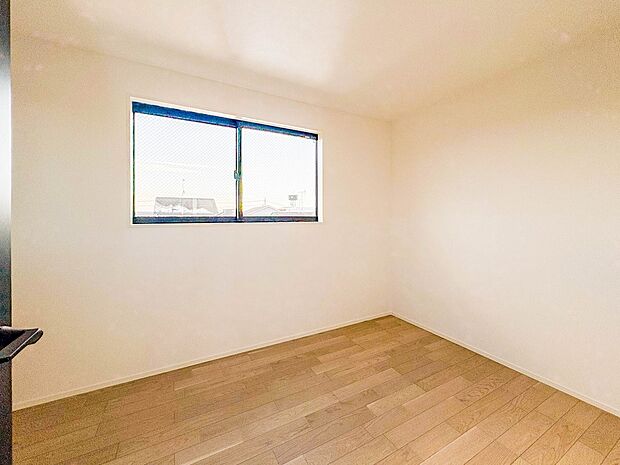 【洋室5.1帖】充実した生活は伸びやかな居室空間から始まります。快適に・伸びやかに。心の潤いを求める方々へ。