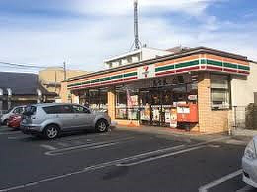 コンビニ 500m セブンイレブンさいたま与野公園店(セブンイレブンは近くて便利を掲げています。近くとは、心の近さ。便利とはモノが期待以上の品質でお客さまに届くこと。セブン銀行など新しいサー…