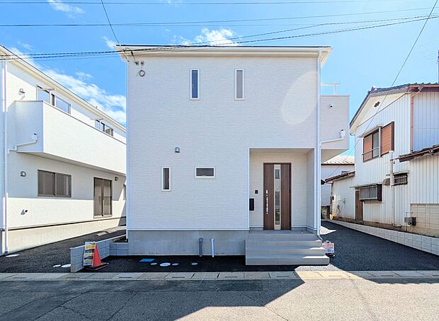 【外観】家の良し悪しだけでなく周辺環境も重要なポイント。