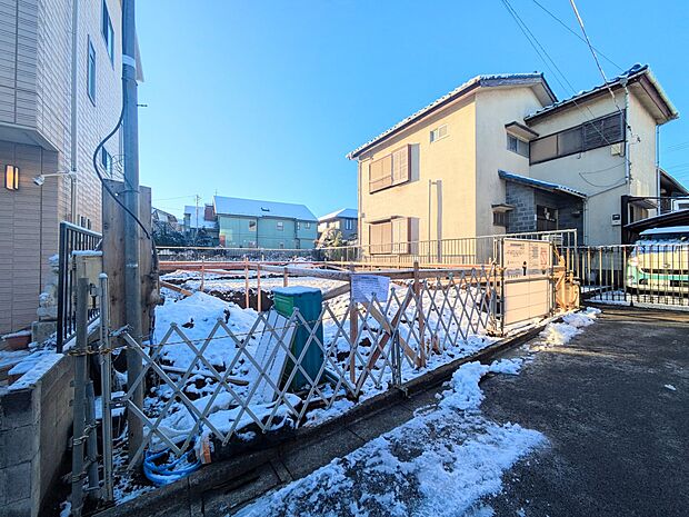 【外観】こちらの物件が少しでも気になるようでしたら、お気軽にお問合せください。人生でいちばん大きなお買い物ですので、ゆっくりご見学ください。ネット上の画像と実際の見学では、リアル感がまるで違…