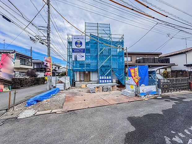 【外観】こちらの物件に少しでもご興味がありましたら、お気軽にお電話下さい。ネット上で「見えない物」「わからない事」でも、実際にご見学いただくことで、手に取るようにおわかりいただけるはずです。…