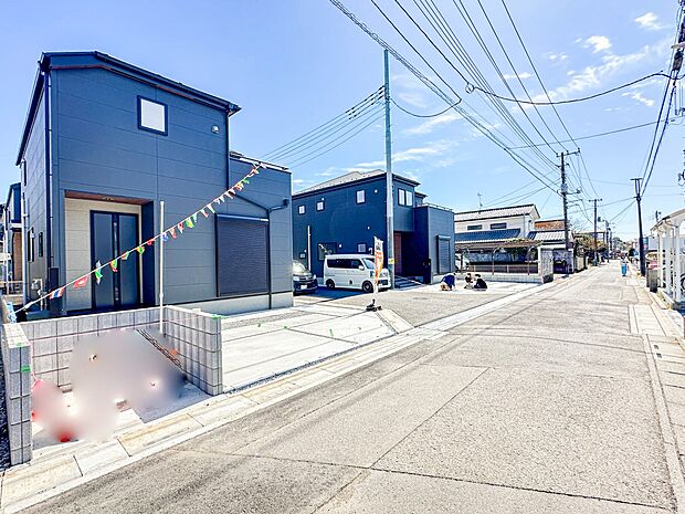 【前面道路】陽当りや通風性など各所に施された工夫で住みやすさを実現。部屋の大きさや周辺環境・街並など、資料には掲載していない情報が現地にはたくさんございます。是非ご確認下さい。