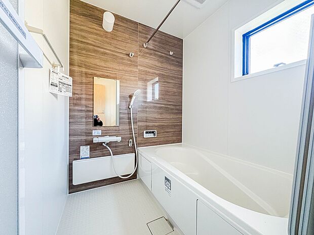 3号棟【浴室】一日の疲れを癒してくれるお風呂空間。使いやすさと上質な質感を両立して、単なる習慣から特別な時間に変わるはず。