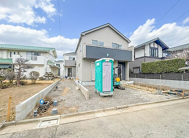 【外観】陽当りや通風性など各所に施された工夫で住みやすさを実現。部屋の大きさや周辺環境・街並など、資料には掲載していない情報が現地にはたくさんございます。是非ご確認下さい。