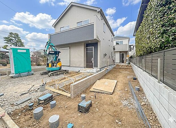 F号棟【外観】陽当りや通風性など各所に施された工夫で住みやすさを実現。部屋の大きさや周辺環境・街並など、資料には掲載していない情報が現地にはたくさんございます。是非ご確認下さい。