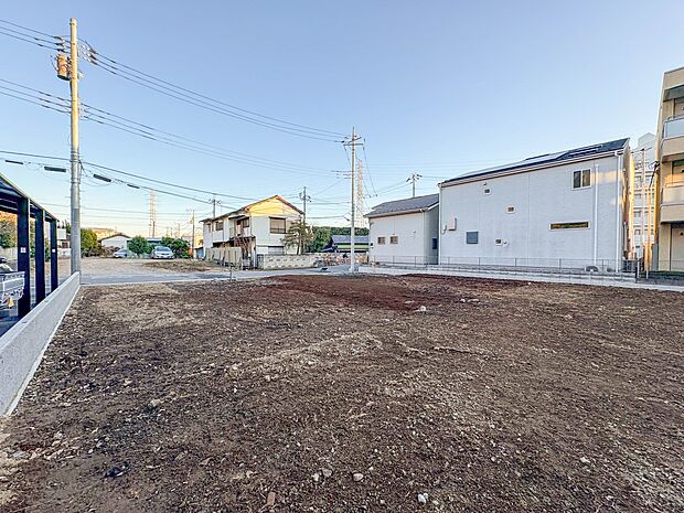 【外観】周辺は車通りが少なく閑静な住宅街です。