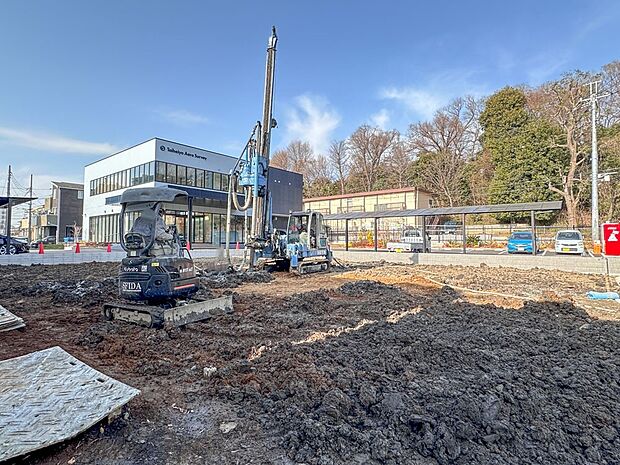 【庭】プランター等をおいてガーデニングが楽しめます。