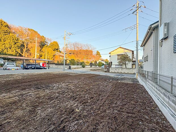【外観】どこにいても快適に過ごせる住まいは、明るく清潔感あふれる空間。帰るたびにリラックスできる安らぎの場を提供します。