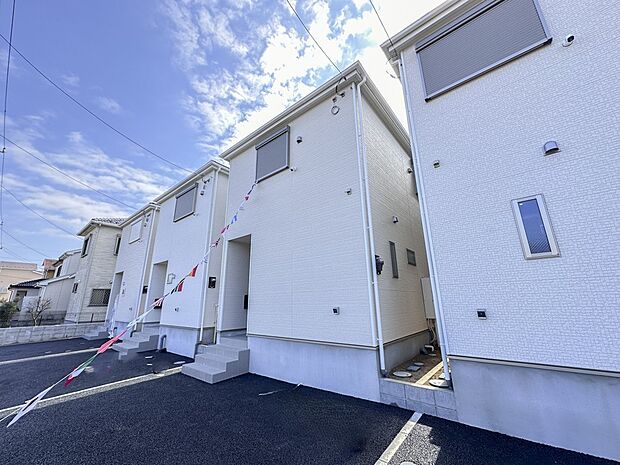 家は一生のお買物。自分ならではの家族ならではの、家にしたい。書斎を設ける。子どものプレイングルームを設ける。趣味のオーディオルームを設置する。夢を追うオンリーワンの家です。