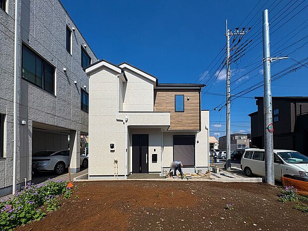 【外観】JR『土呂』駅徒歩15分の好立地。32.8坪のひろびろとした敷地面積となっております。