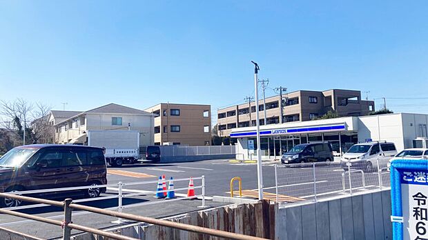 コンビニ 936m ローソン