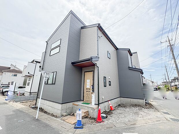 2号棟【外観】陽当りや通風性など各所に施された工夫で住みやすさを実現。部屋の大きさや周辺環境・街並など、資料には掲載していない情報が現地にはたくさんございます。是非ご確認下さい。