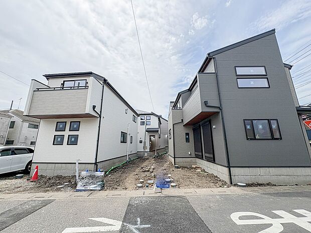 2号棟【前面道路6m】車の通行が少ないので、静かな住環境を維持することができます。