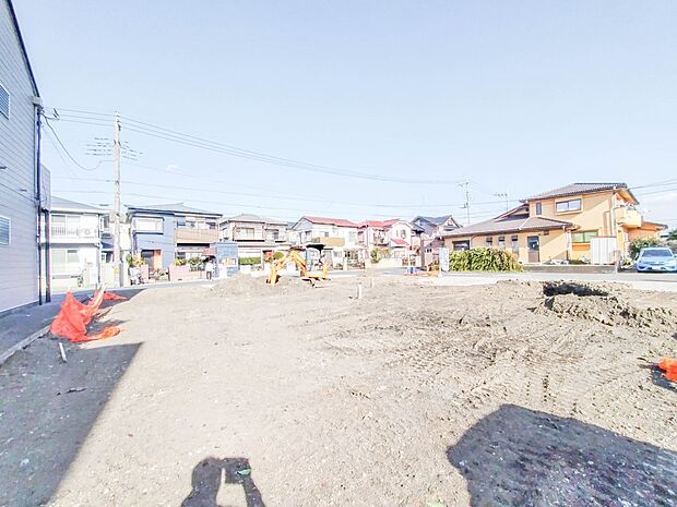 2号棟【外観】家は一生のお買物。自分ならではの家族ならではの、家にしたい。書斎を設ける。子どものプレイングルームを設ける。趣味のオーディオルームを設置する。夢を追うオンリーワンの家です。