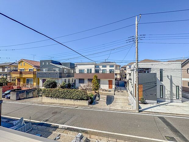 【眺望】少し優雅に、眺望の良い部屋で新生活をしてみませんか?眺望や窓からの景色が良いと、家で過ごす時間も快適です。