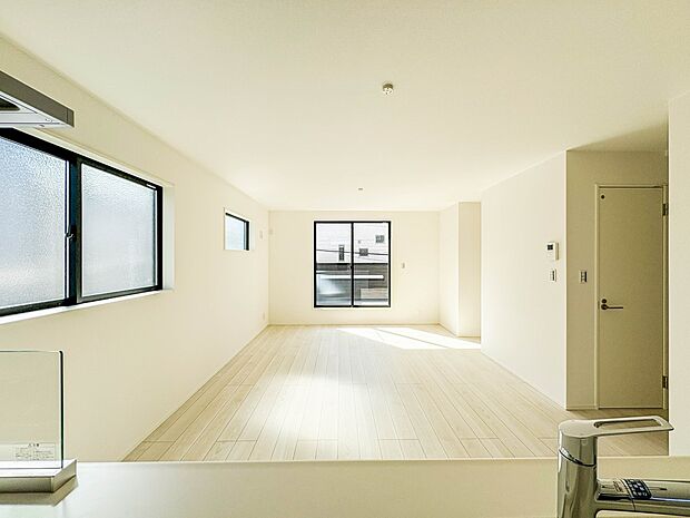 【LDK18.4帖】流行に左右されず、将来にわたって価値が継続する「上質」な佇まい。