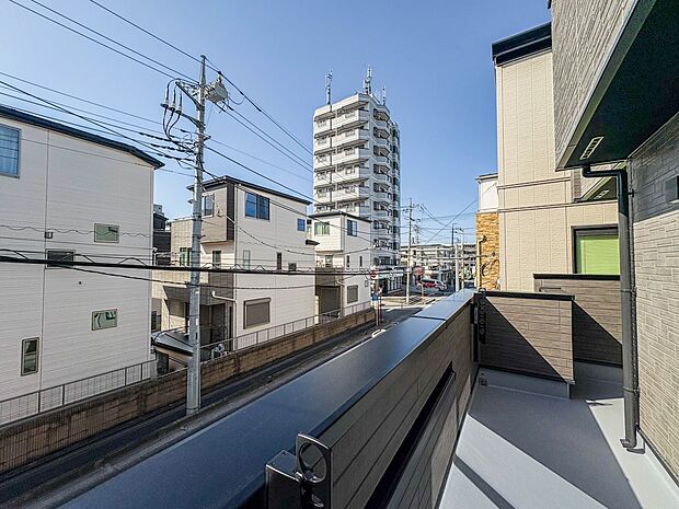 【眺望】眺望や窓からの景色が良いと、家で過ごす時間も快適です。