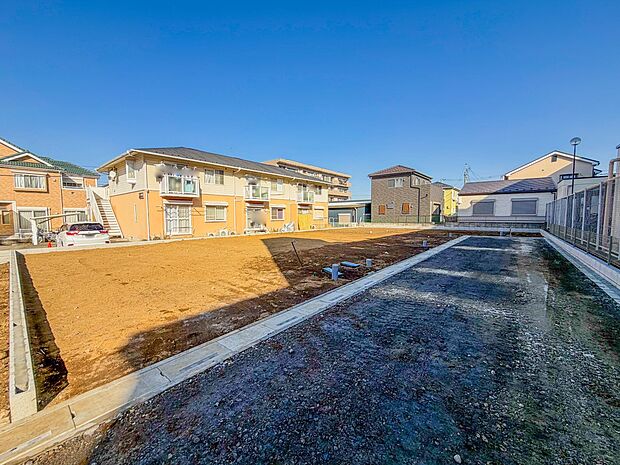 【現地外観】こちらの物件が少しでも気になるようでしたら、お気軽にお問合せください。人生でいちばん大きなお買い物ですので、ゆっくりご見学ください。ネット上の画像と実際の見学では、リアル感がまる…