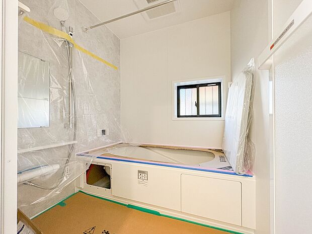 【浴室】一日の疲れを癒してくれるお風呂空間。使いやすさと上質な質感を両立して、単なる習慣から特別な時間に変わるはず。