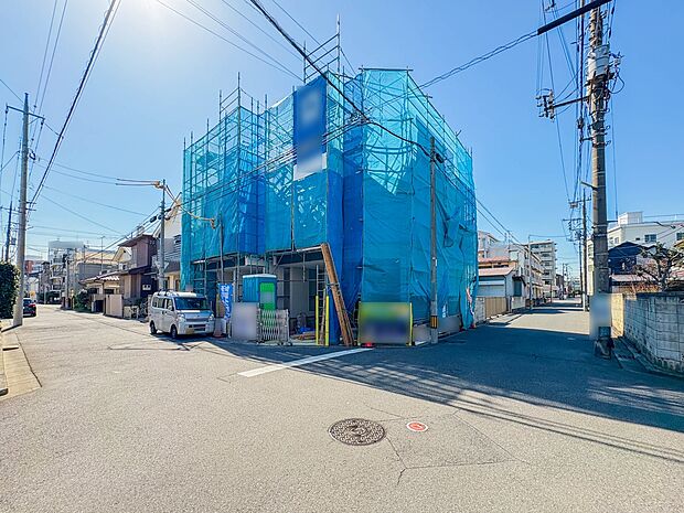 【前面道路】車の通行が少ないので、静かな住環境を維持することができます。