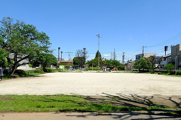 公園 86m 並木4丁目公園(徒歩2分! 子供遊具のある公園。)