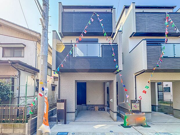 1号棟【外観】陽当りや通風性など各所に施された工夫で住みやすさを実現。部屋の大きさや周辺環境・街並など、資料には掲載していない情報が現地にはたくさんございます。是非ご確認下さい。