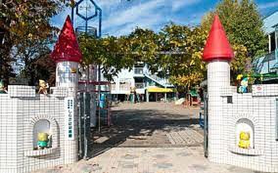 幼稚園・保育園 230m しらかば幼稚園(私たちは前向き保育を実践しています。子どものやる気を大きく育てます。やる気をその気にする、私たちの使命です。)